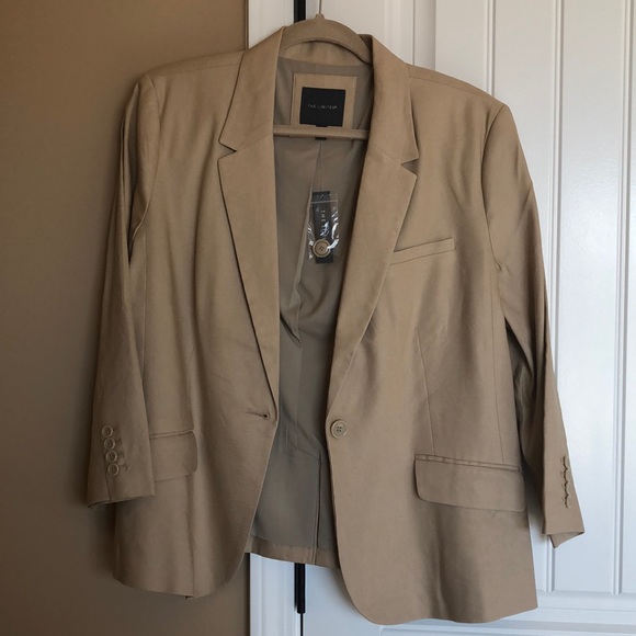 The Limited notched collar linen blazer; lined single button with flap pockets - Picture 1 of 6